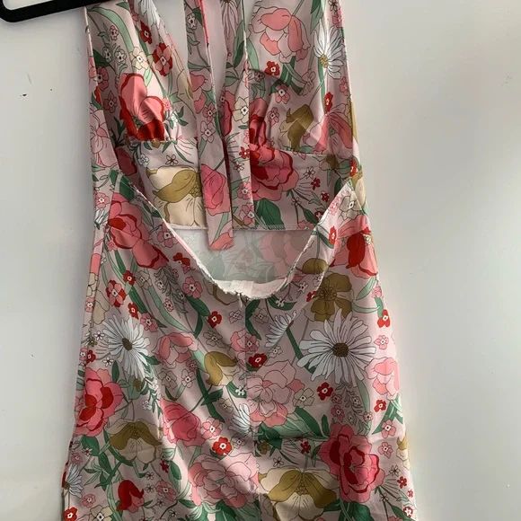 Retro Floral Halter Style Dress - Picture 7 of 7